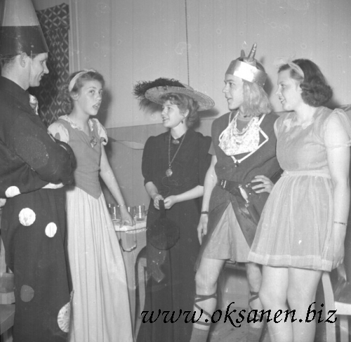 714_skolteater_X.jpg