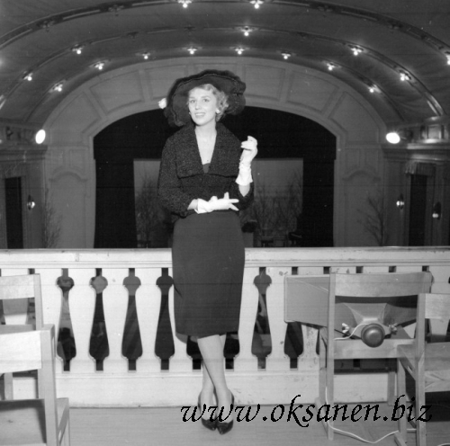 878_modevisning_1958_X.jpg