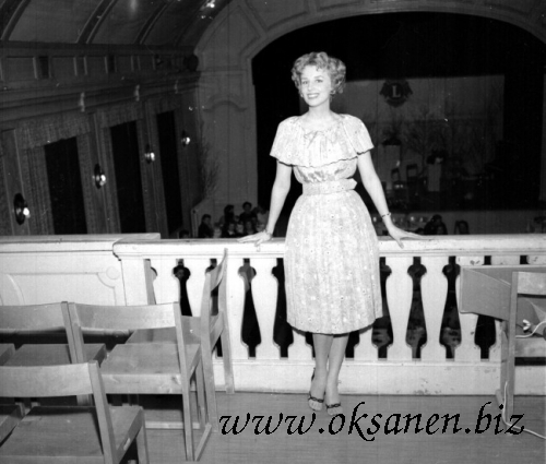 880_modevisning_1958_X.jpg